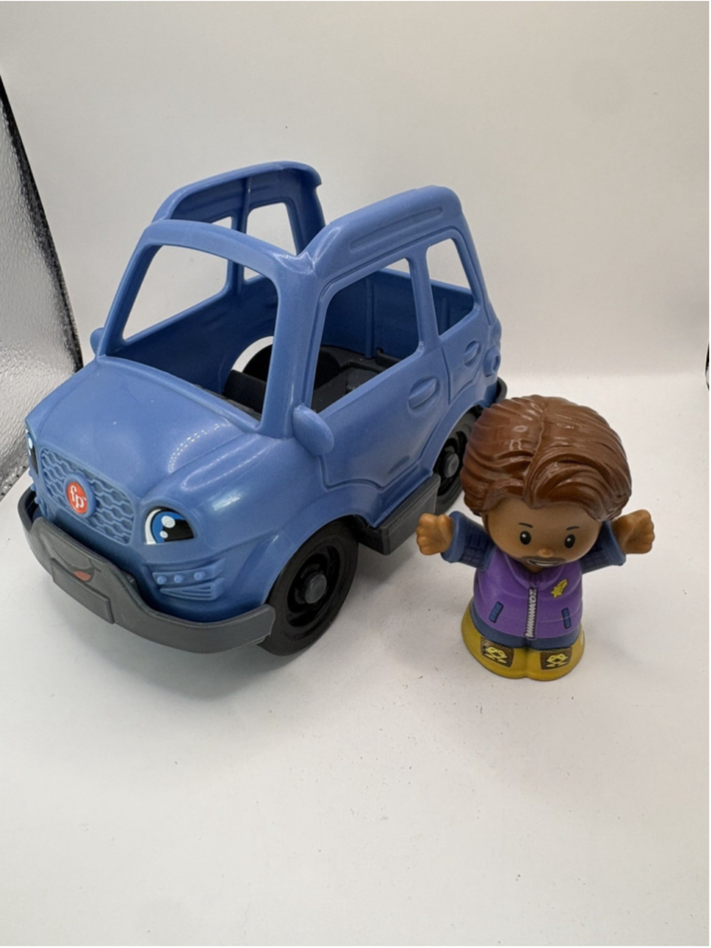 Fisher-Price Little People Blue SUV Car and Figure Set 2021 Mattel
